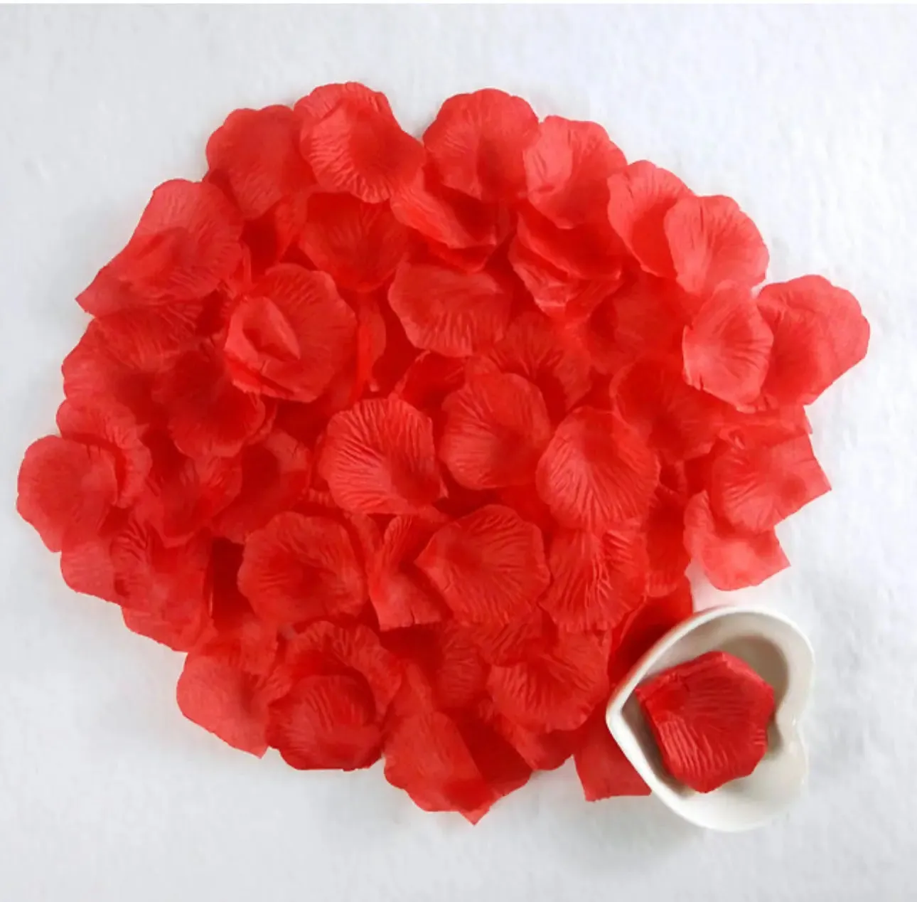 100 Pcs/Pack Artificial Flower Rose Petals for Wedding Valentine's Day Decor