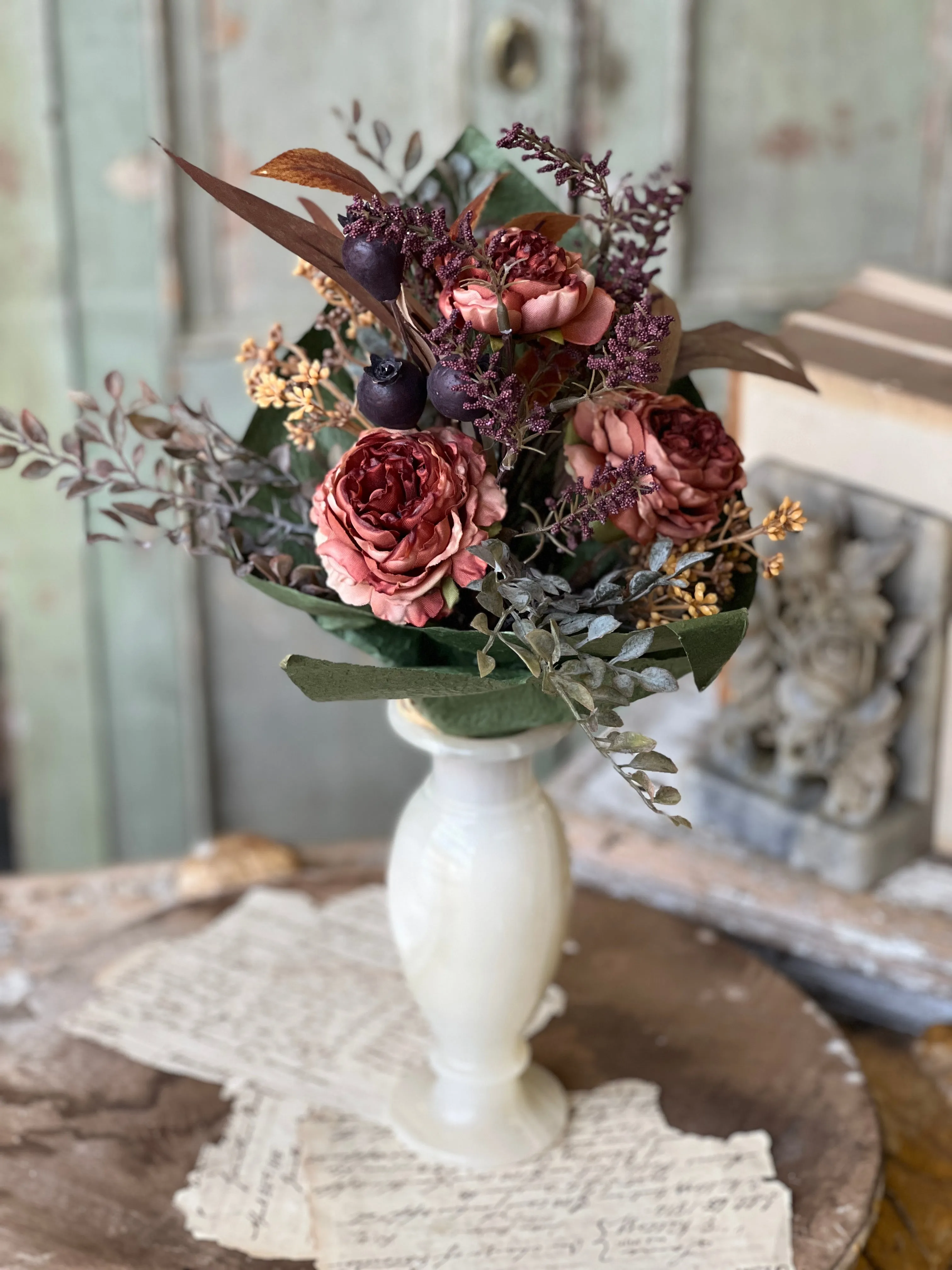 Florentine Bouquet | 15" | Duchess