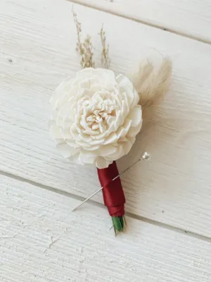 Red Dunes Boutonnière