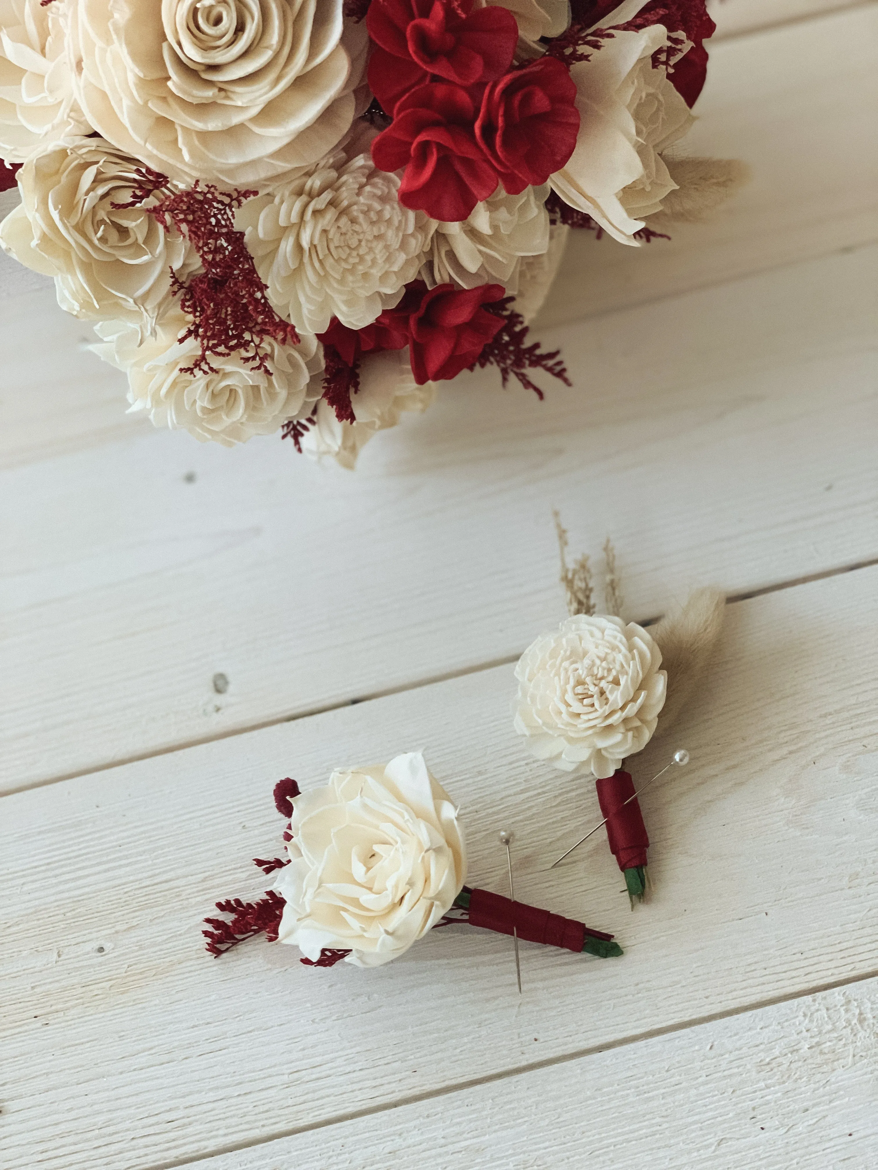 Red Dunes Boutonnière