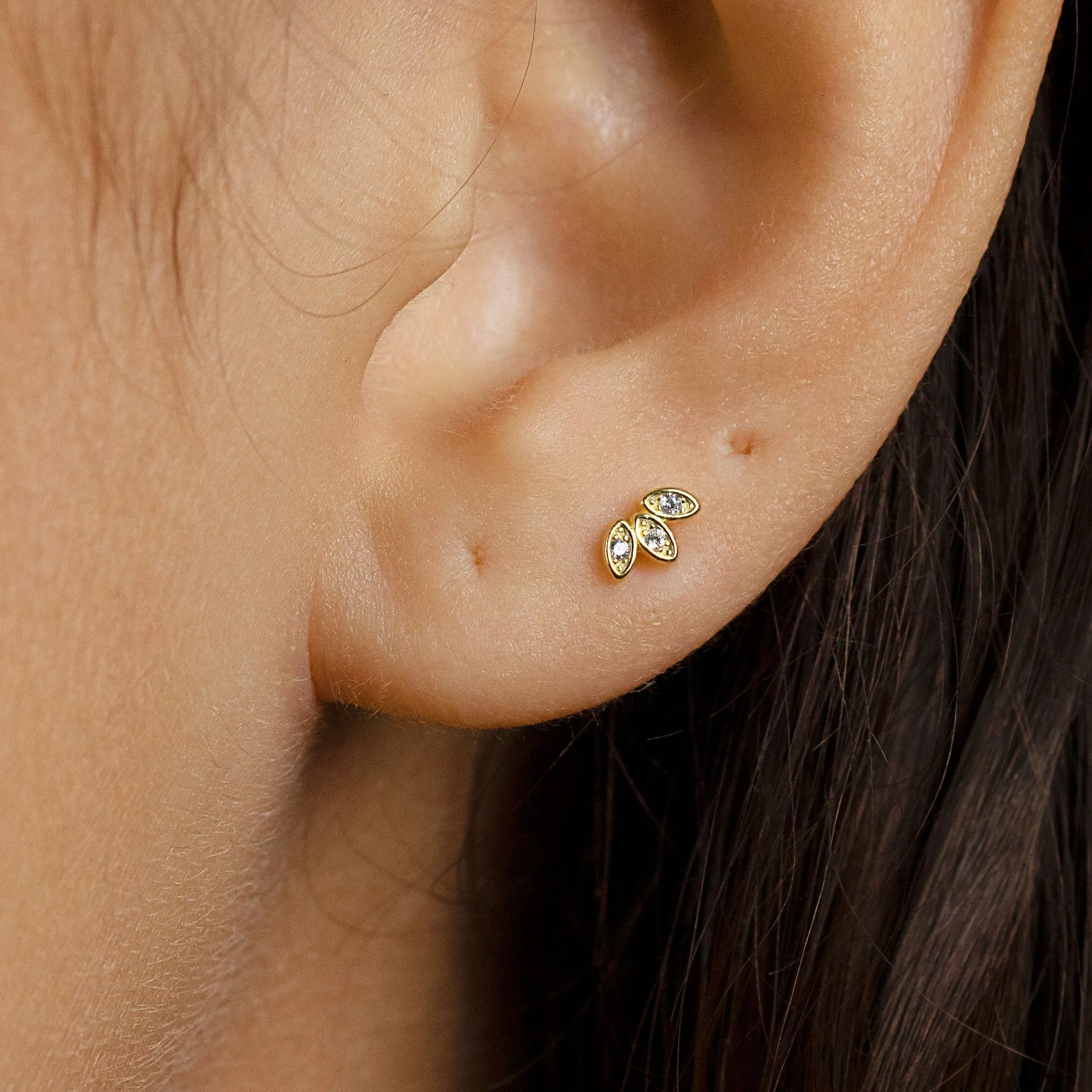 Tiny Flower Stud Earrings with Ball Backing (Type B), Unisex, Gold, Silver SHEMISLI - SS183, SS644